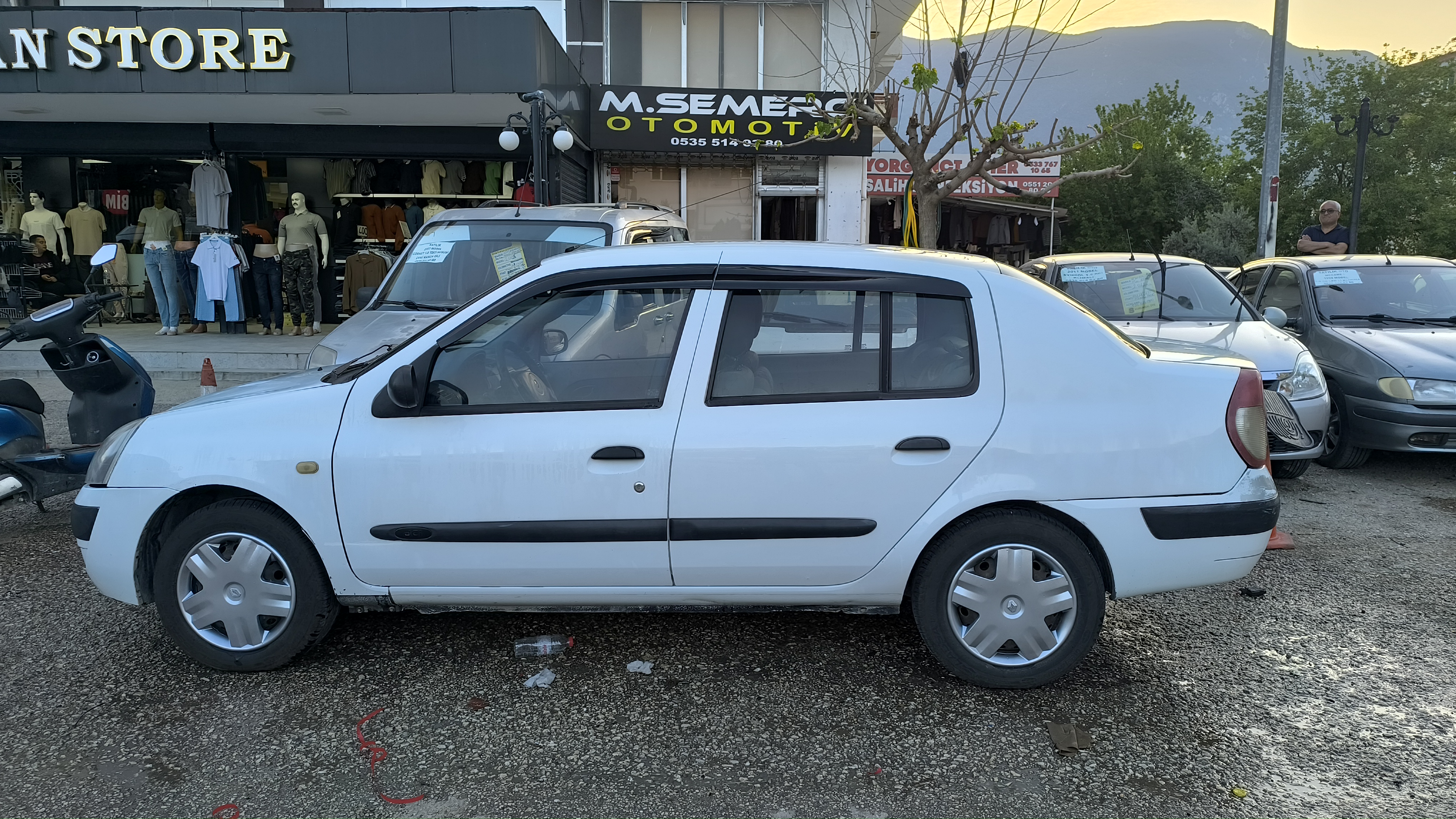 2005 clio2 1.5 DCI km 190 bin