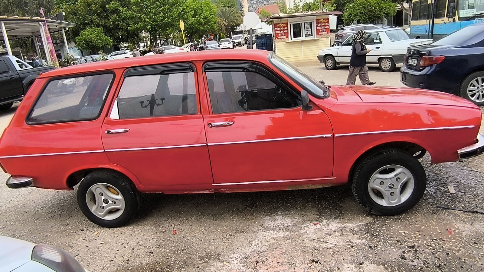 1976 model en 12 tsv 1.4 motor çeki demir işli ruhsata